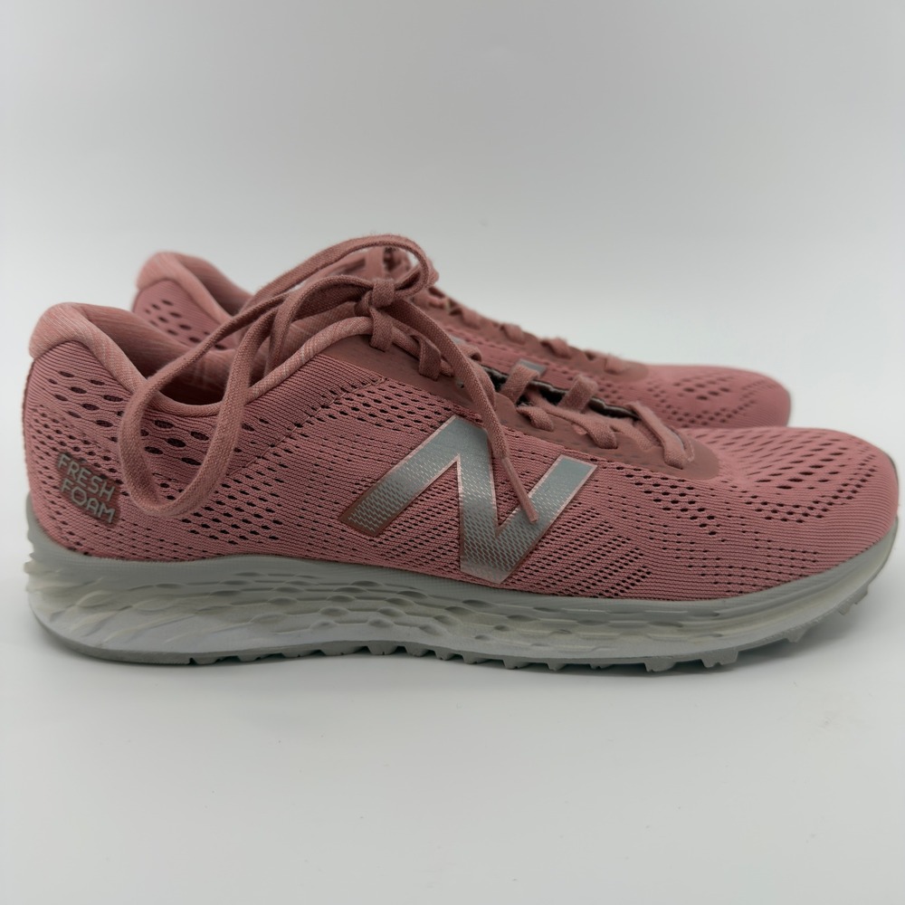 New Balance Fresh Foam Running Shoes Pink Women's Size 9 Athletic‎ Sneakers